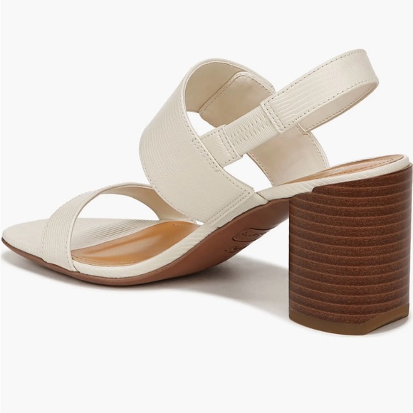 Omyrah Block Heel Sandal, size 10, Brand New, Never Worn - Picture 2 of 8